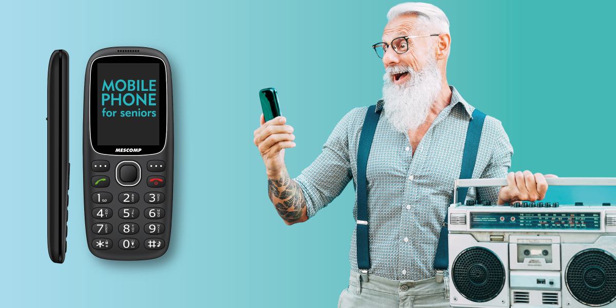 produkty dla osób starszych - zadowolony senior trzyma odpowiedni dla siebie telefon komórkowy